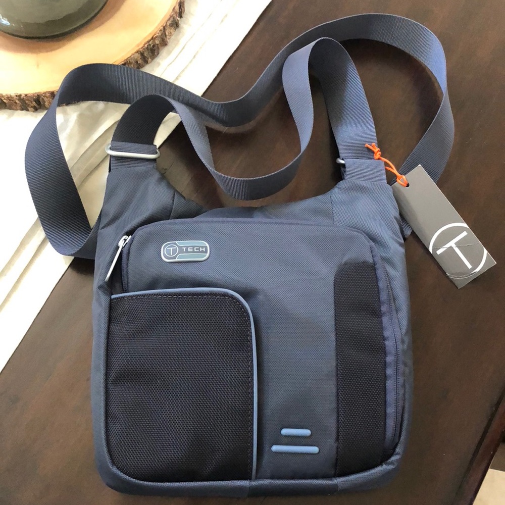 NWT Grey T-Tech by Tumi Deco Cross Body Bag